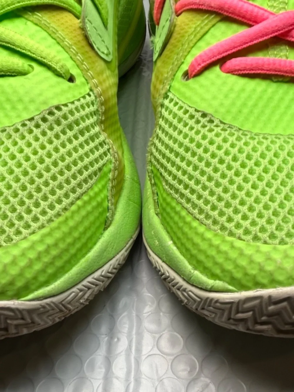 Under Armour Curry 7x Sour Patch Kids Lime Green Basketball Shoes Size 7Y Youth